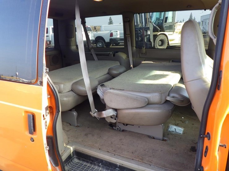 2000-gmc-safari-image-7