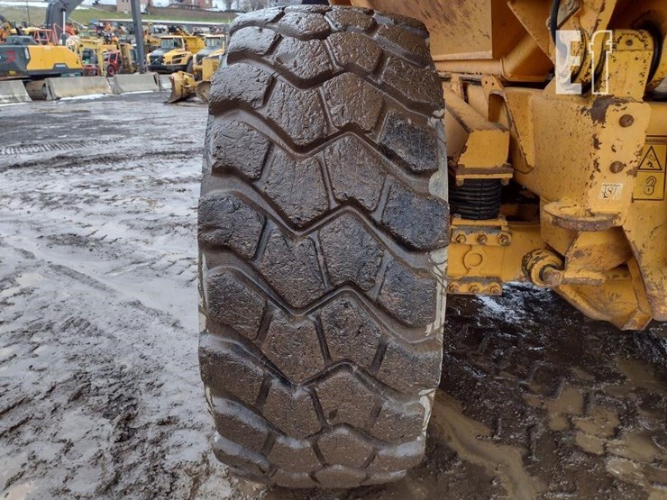 2001-volvo-a25c-image-22