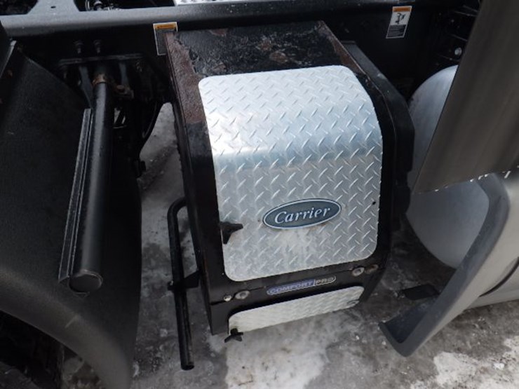 2019-peterbilt-579-image-10