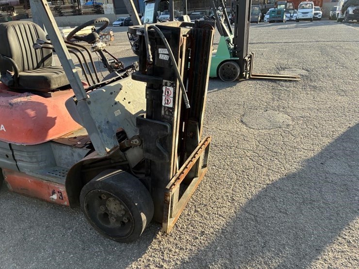 toyota-forklift-image-6