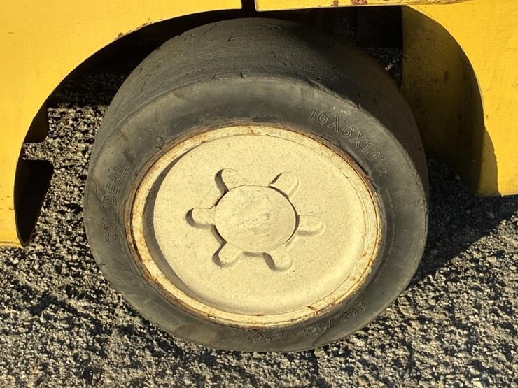 2008-yale-glc050vxnvse094-forklift-image-11