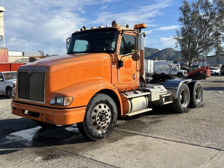 2001-international-2001-image-1