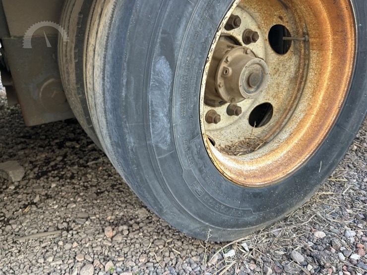 1994-kentucky-trailer-image-32