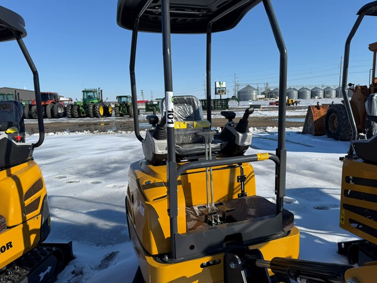 #101-•-unused-cfg-industry-qk20r-mini-excavator-qk20r202511040283-inv#-36802-image-8