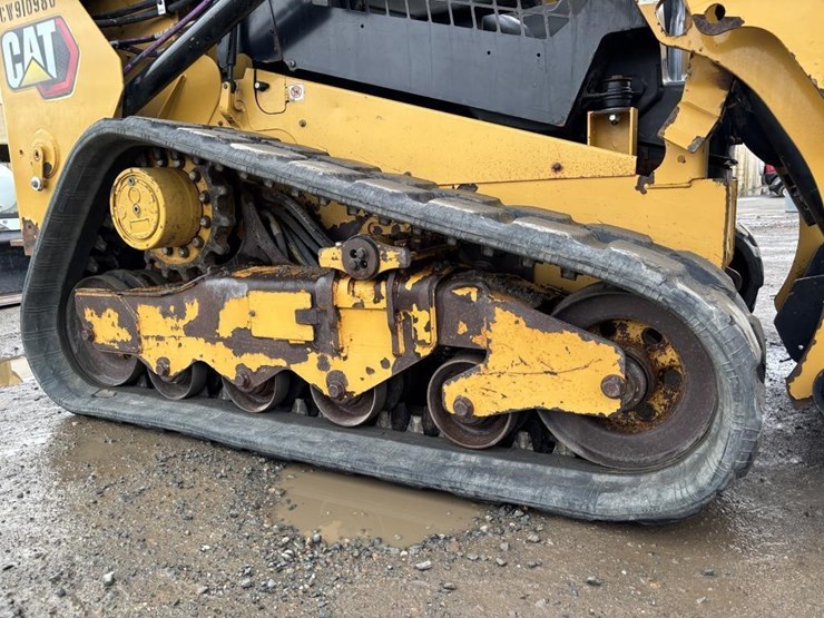 2021-caterpillar-259d3-image-18