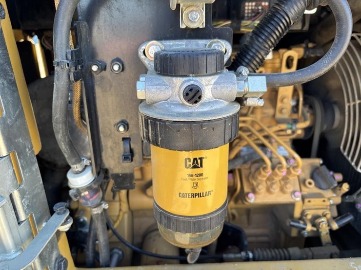 2022-caterpillar-303.5-image-54