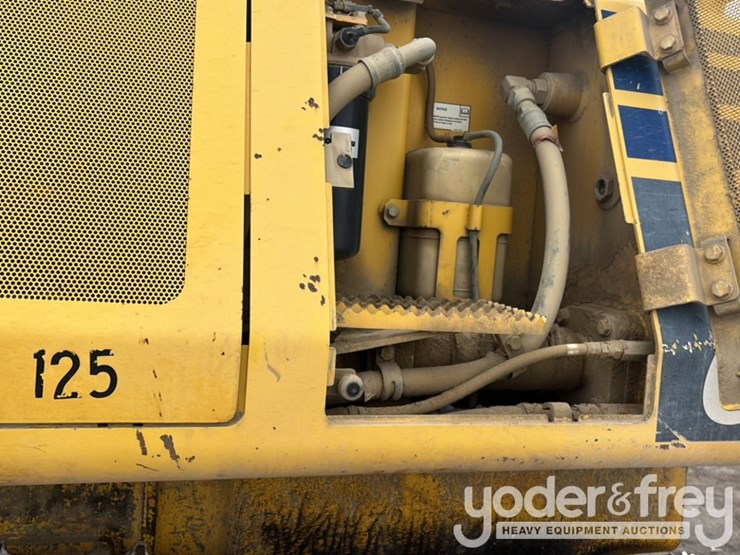 2014-komatsu-d61pxi-23-image-11