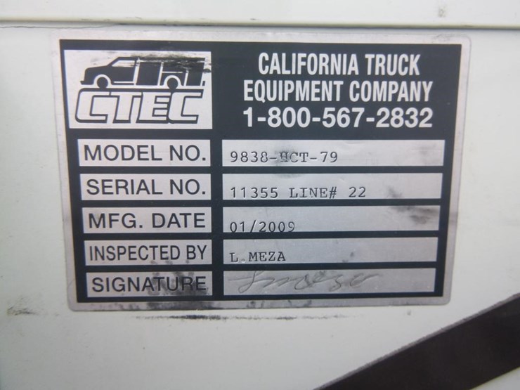 2009-chevrolet-3500hd-image-18