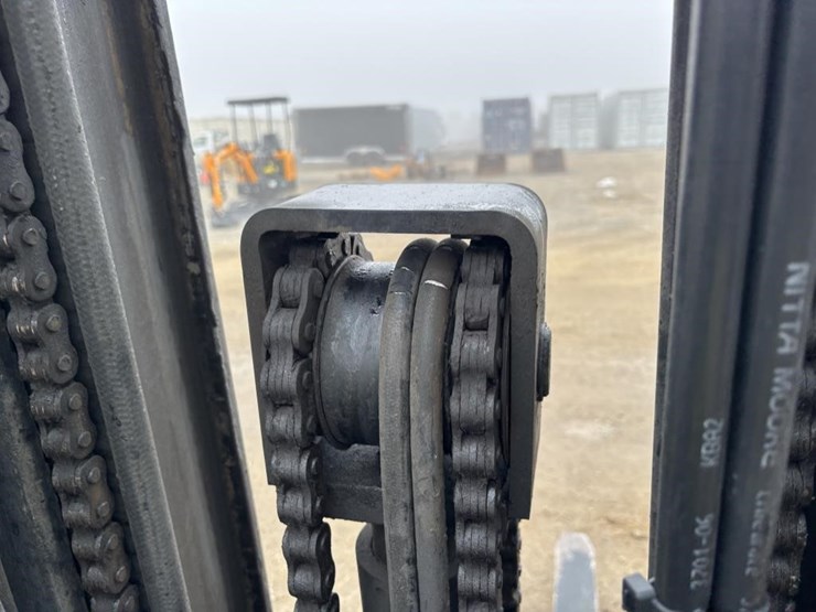 clark-c32cl-image-14