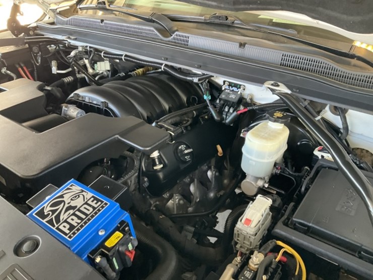 2020-chevrolet-tahoe-image-11