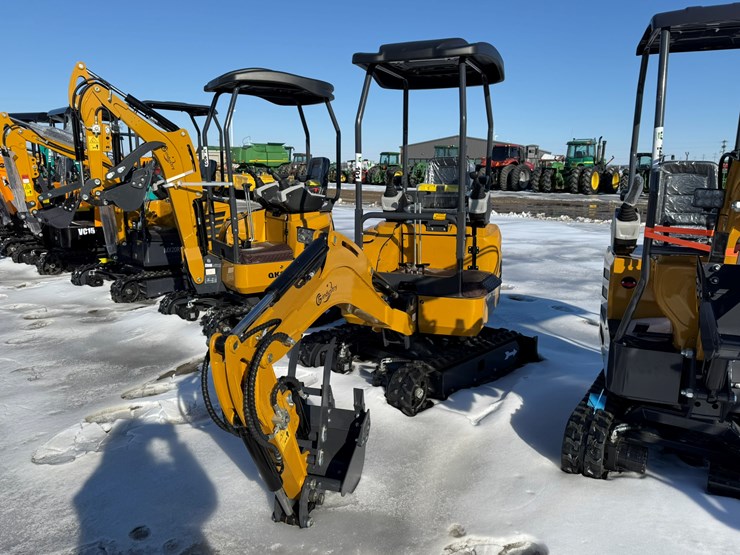#101-•-unused-cfg-industry-qk20r-mini-excavator-qk20r202511040283-inv#-36802-image-1