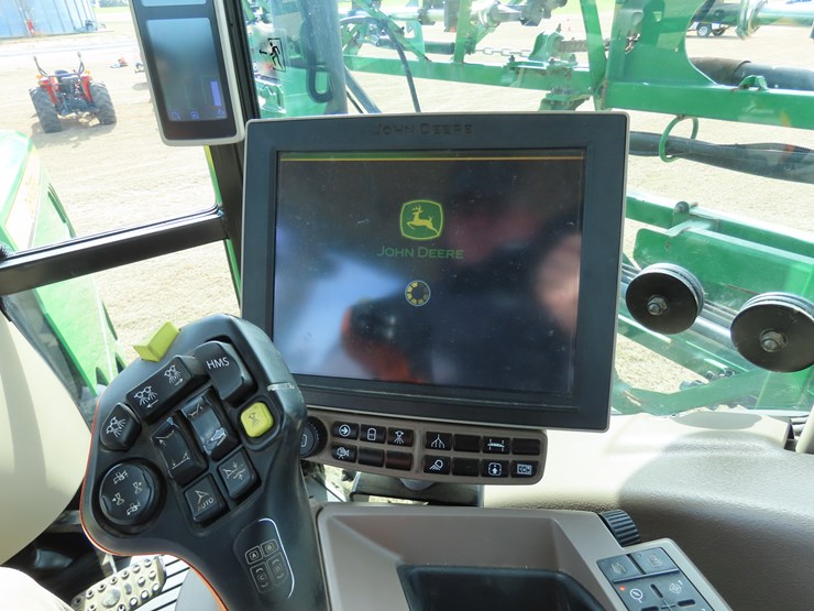 2022-john-deere-r4023-image-24