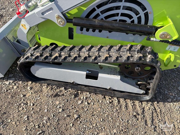 2025-ats-power-ats-t460-stand-on-track-loader-skid-steer-image-9