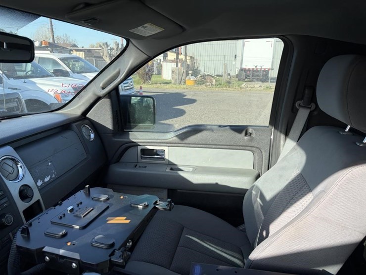 2011-ford-f150-image-13