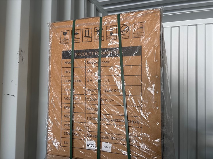 #4152-•-massage-chair-image-2