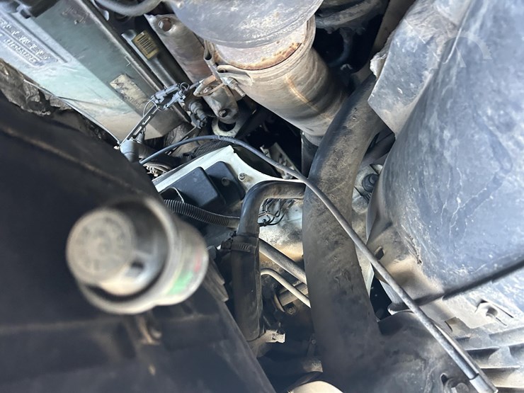 1999-volvo-vnl64t770-image-32