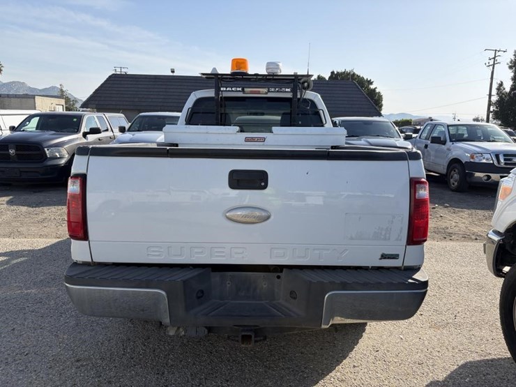 2011-ford-f250-sd-xlt-image-6