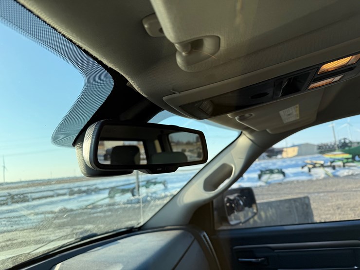 dodge-ram-1500-image-38