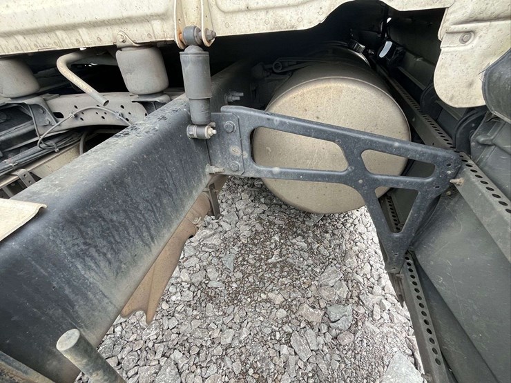 2018-freightliner-cascadia-evolution-t/a-truck-tractor-image-46