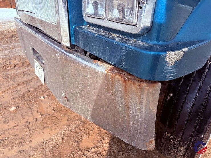 2021-western-star-4900ex-image-29