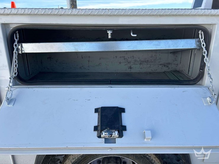 2018-ford-f450-image-27