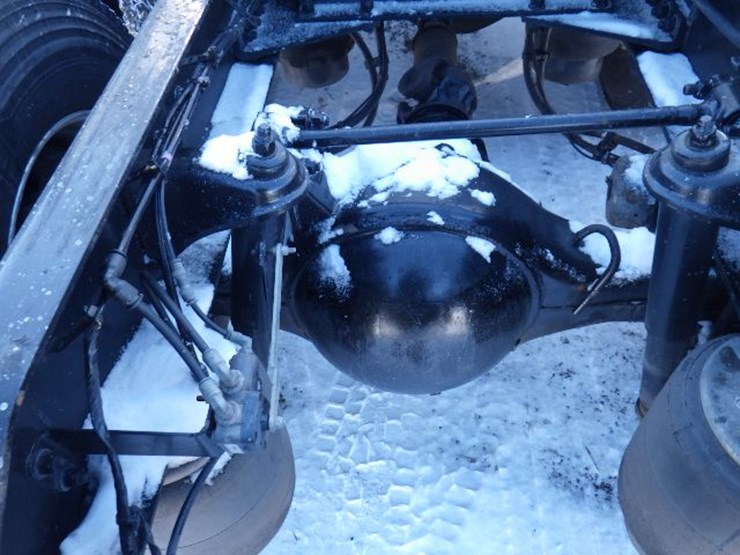 2020-kenworth-t680-image-12