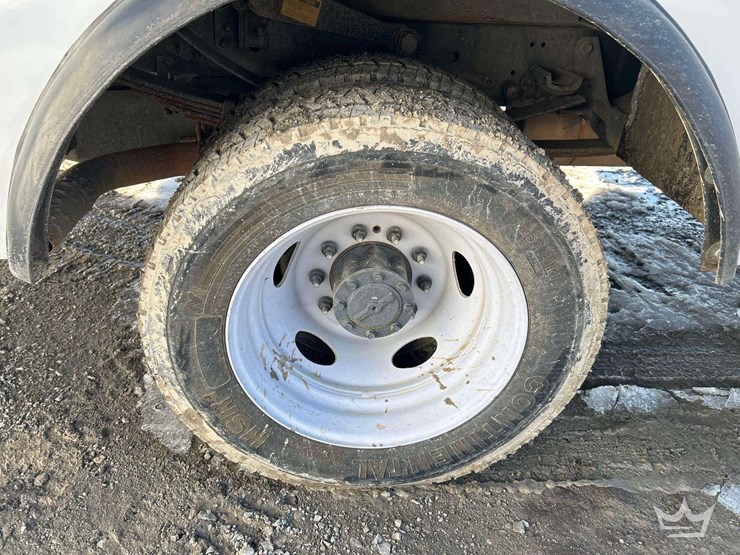 2018-ford-f450-image-31