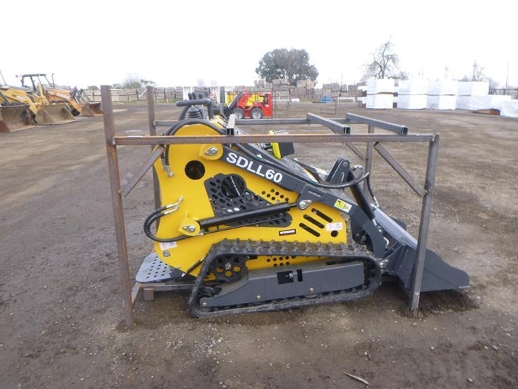 sdlanch-sdll60-skid-steer-track-loader-image-7