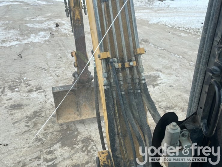 caterpillar-305-image-29