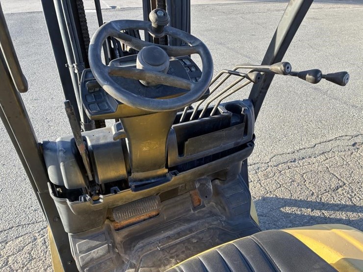 2008-yale-glc050vxnvse094-forklift-image-14
