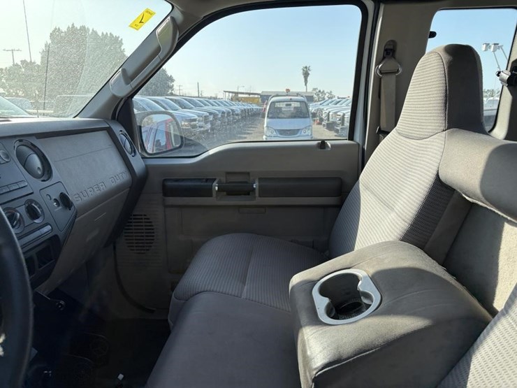 2008-ford-f250-image-15