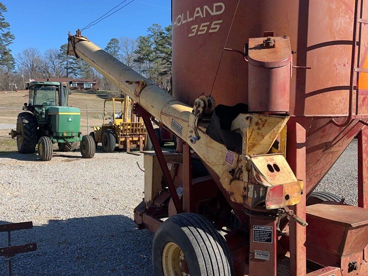 new-holland-355-image-6