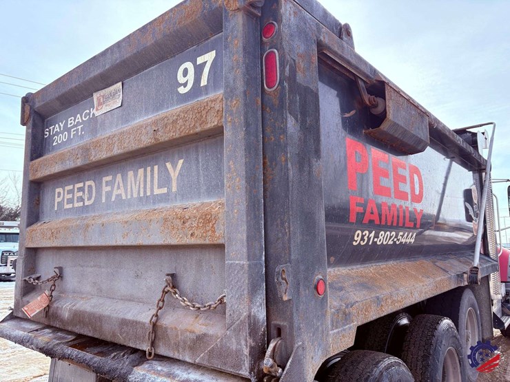 2017-mack-granite-gu713-image-27