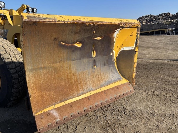 2008-deere-772d-image-16