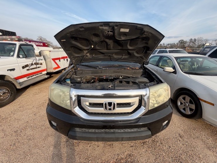 2011-honda-pilot-image-45