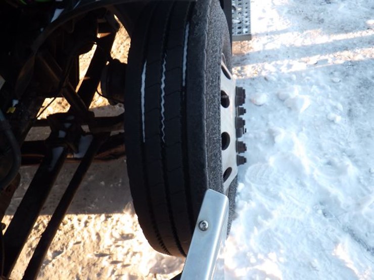 2019-freightliner-cascadia-116-image-17