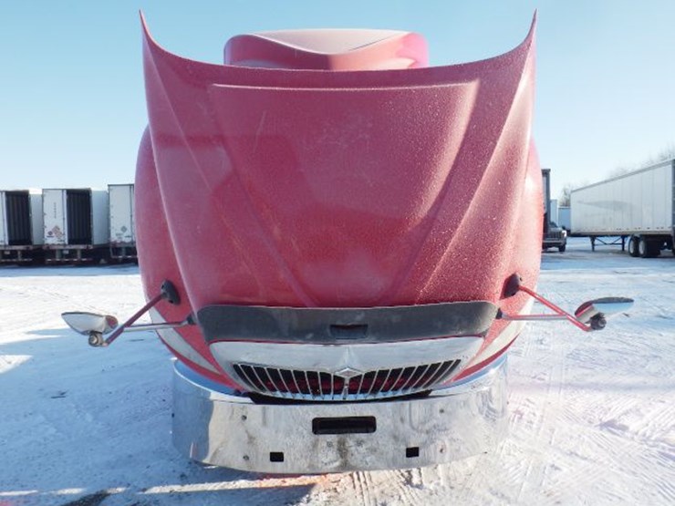 2009-international-prostar122-eagle-image-24