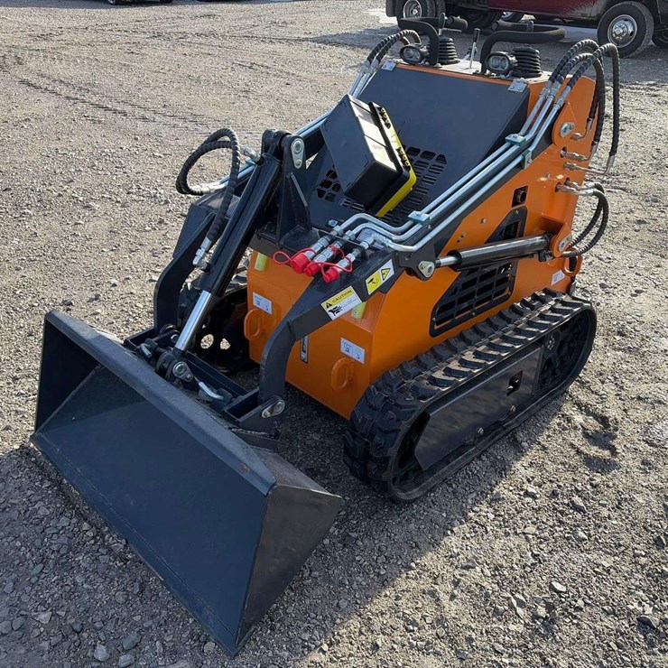 2025 LandHonor LHR-ME380X1 Stand-On Track Loader Skid Steer