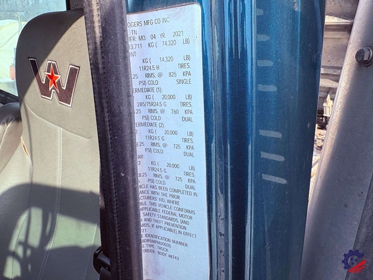 2021-western-star-4900ex-image-72