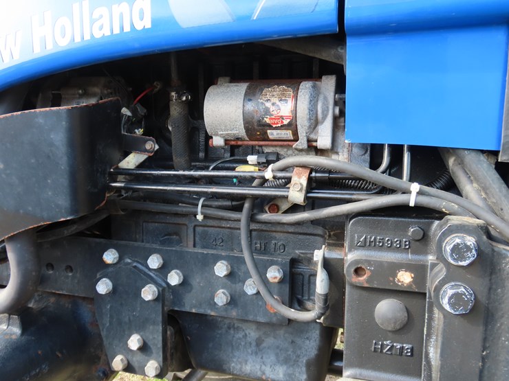 2008-new-holland-t2420-image-12