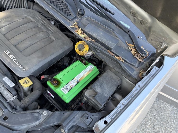 2014-dodge-grand-caravan-image-21