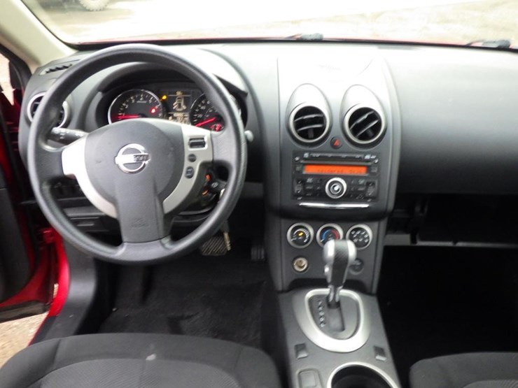 2012-nissan-rogue-image-9