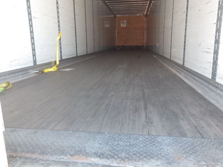 2017-hyundai-translead-image-12