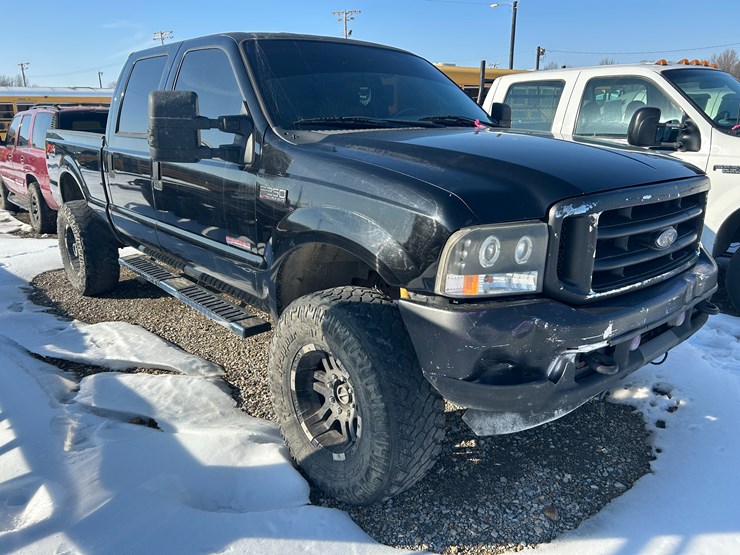 ford-f250-lariat-image-4