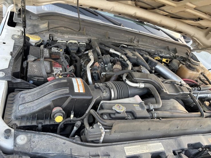 2011-ford-f550-image-7