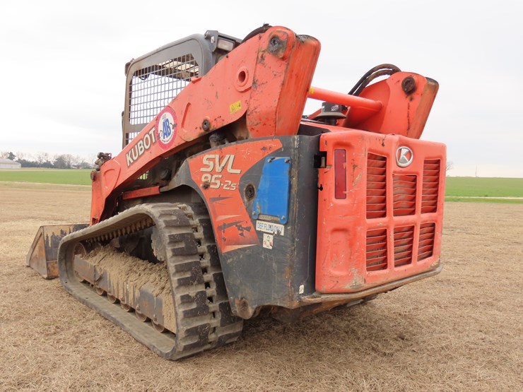 2019-kubota-svl95-2s-image-8