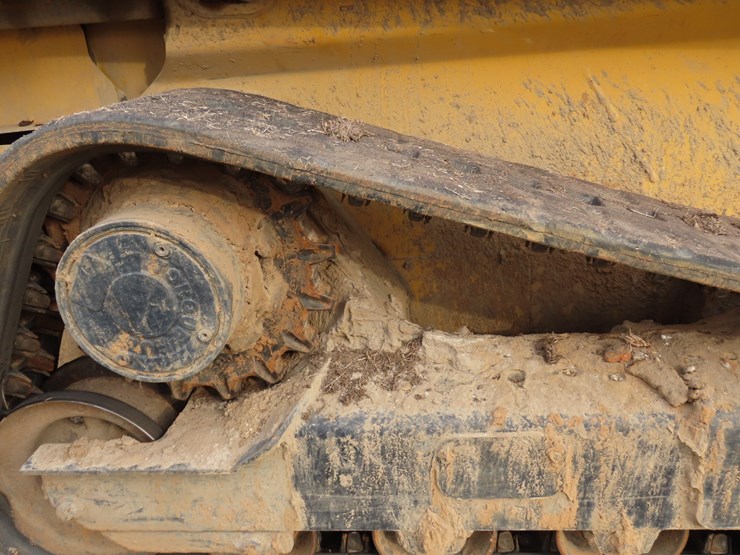 2018-deere-323e-image-6