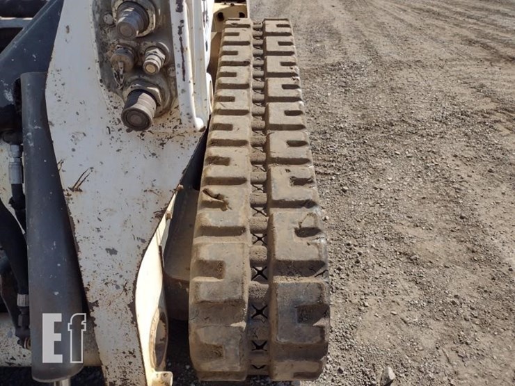 2020-bobcat-t590-image-26