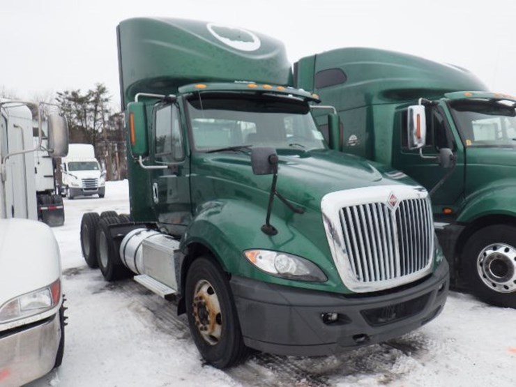 2015-international-prostar-image-5