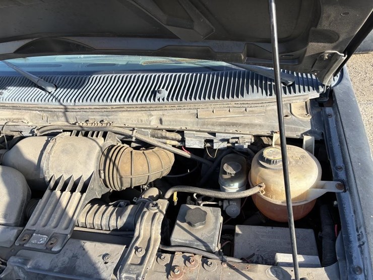 2002-ford-e250-image-7